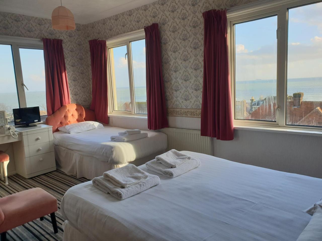 The Wight Bay Hotel - Isle Of Wight Sandown Esterno foto